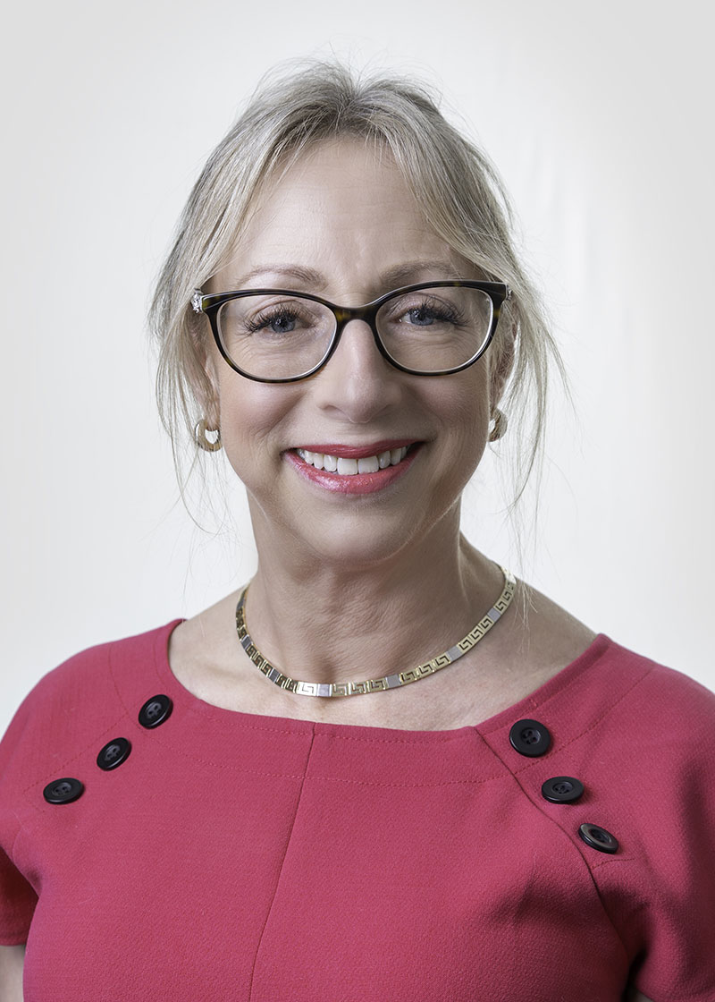 author-Tracy Pound